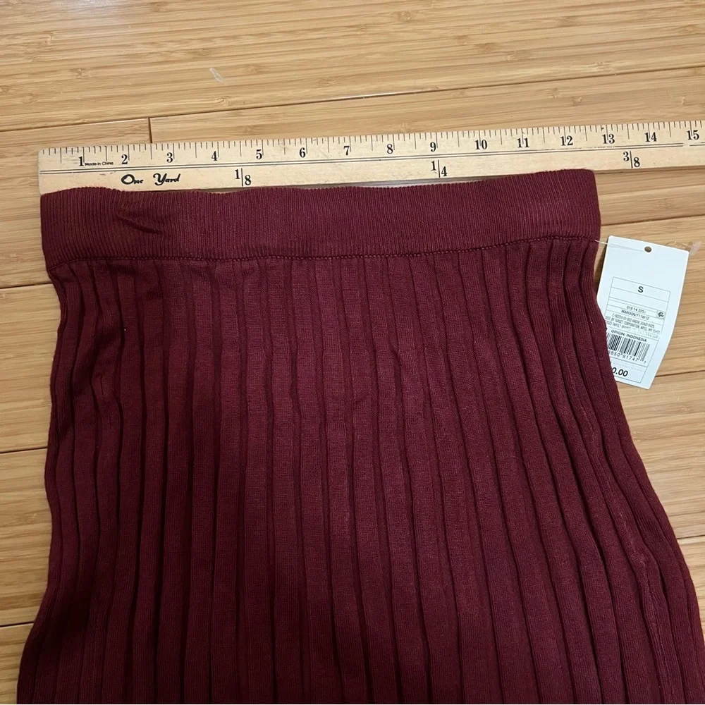NWT a new day Ribbed Midi Skirt - Burgundy S - Picture 3 of 5